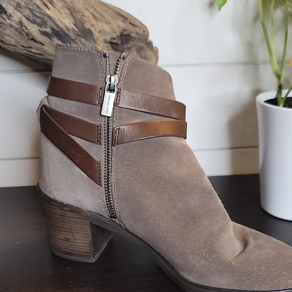 Michael Kors Gray Ankle Boots with Brown Leather Straps - Picture 2 of 5